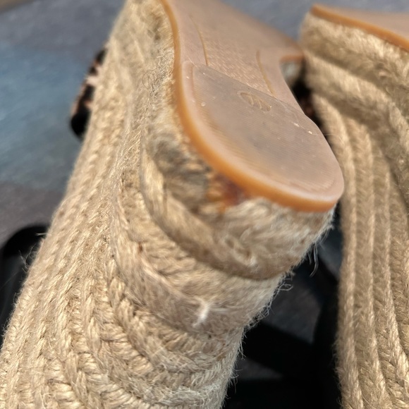 “Tori Burch” pony hair espadrilles stamped leopard print. Size 11 - Picture 8 of 9